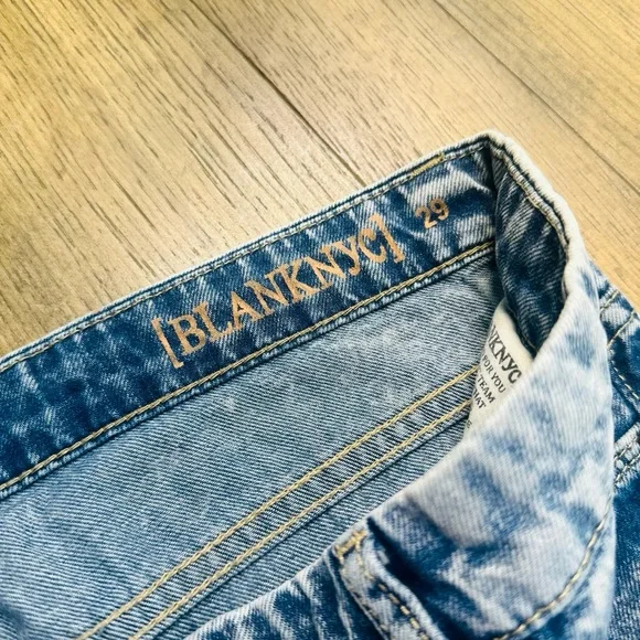 BlankNYC Acid Wash Jeans - Picture 7 of 8